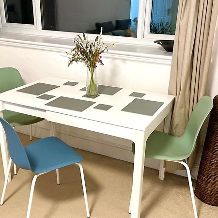 Sea View Family Stay By Beach Gym & Parking Bournemouth Exterior foto