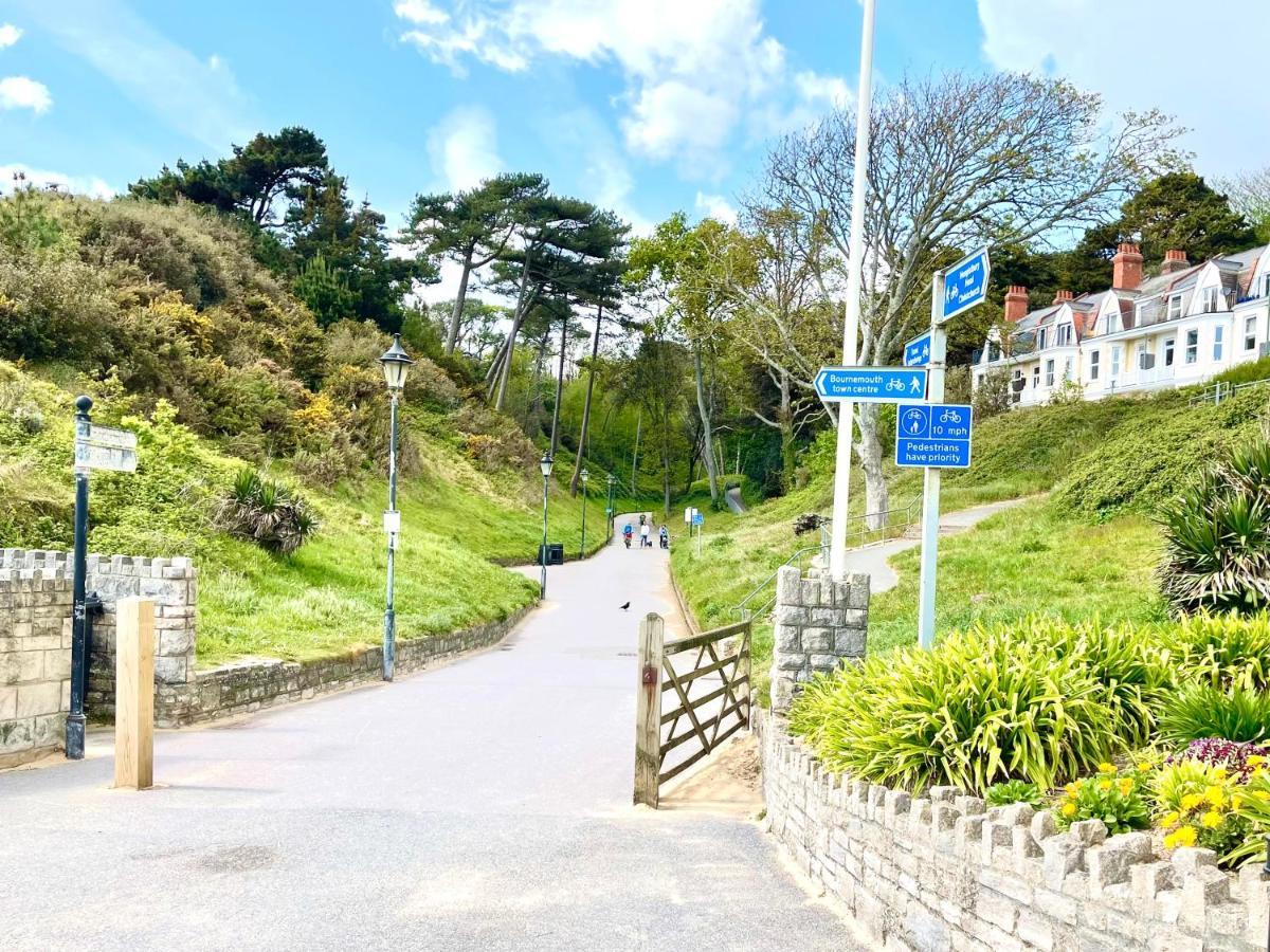 Sea View Family Stay By Beach Gym & Parking Bournemouth Exterior foto