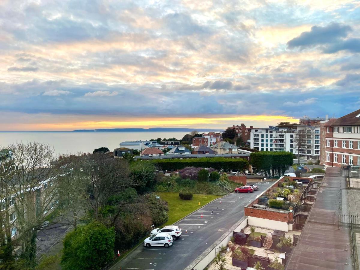 Sea View Family Stay By Beach Gym & Parking Bournemouth Exterior foto